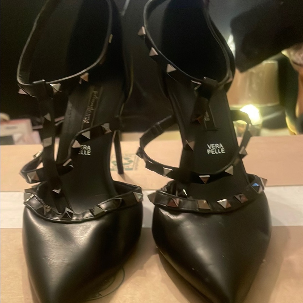Vera Pelle Black Studded Women's Shoes